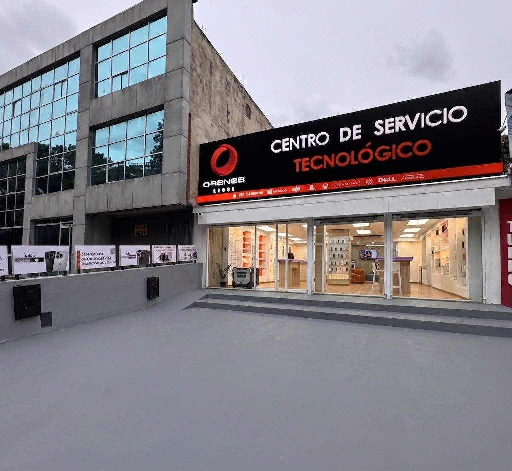Fachada de una tienda Orange Store, centro de servicio tecnológico